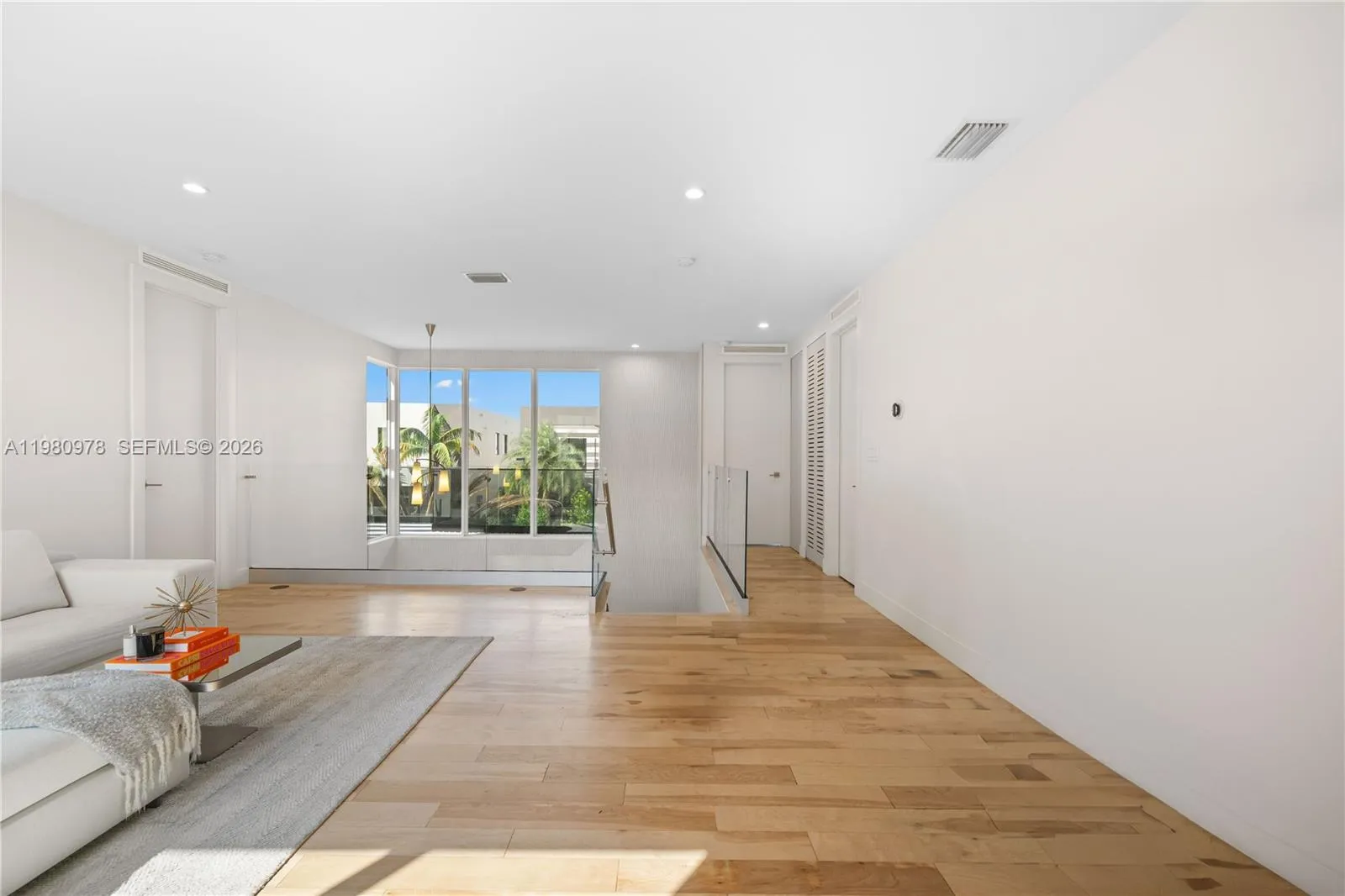 7453 Nw 100th Ct, Doral, Florida 33178, Doral, Florida 33178, 5 Bedrooms Bedrooms, ,5 BathroomsBathrooms,Residential,For Sale,7453 Nw 100th Ct, Doral, Florida 33178,A11980978