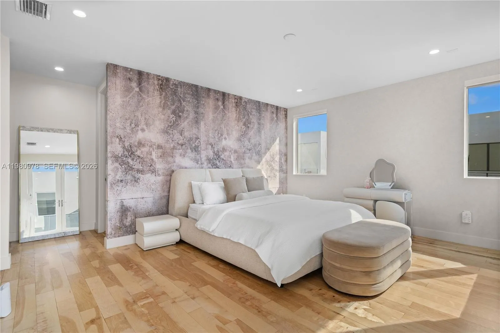 7453 Nw 100th Ct, Doral, Florida 33178, Doral, Florida 33178, 5 Bedrooms Bedrooms, ,5 BathroomsBathrooms,Residential,For Sale,7453 Nw 100th Ct, Doral, Florida 33178,A11980978