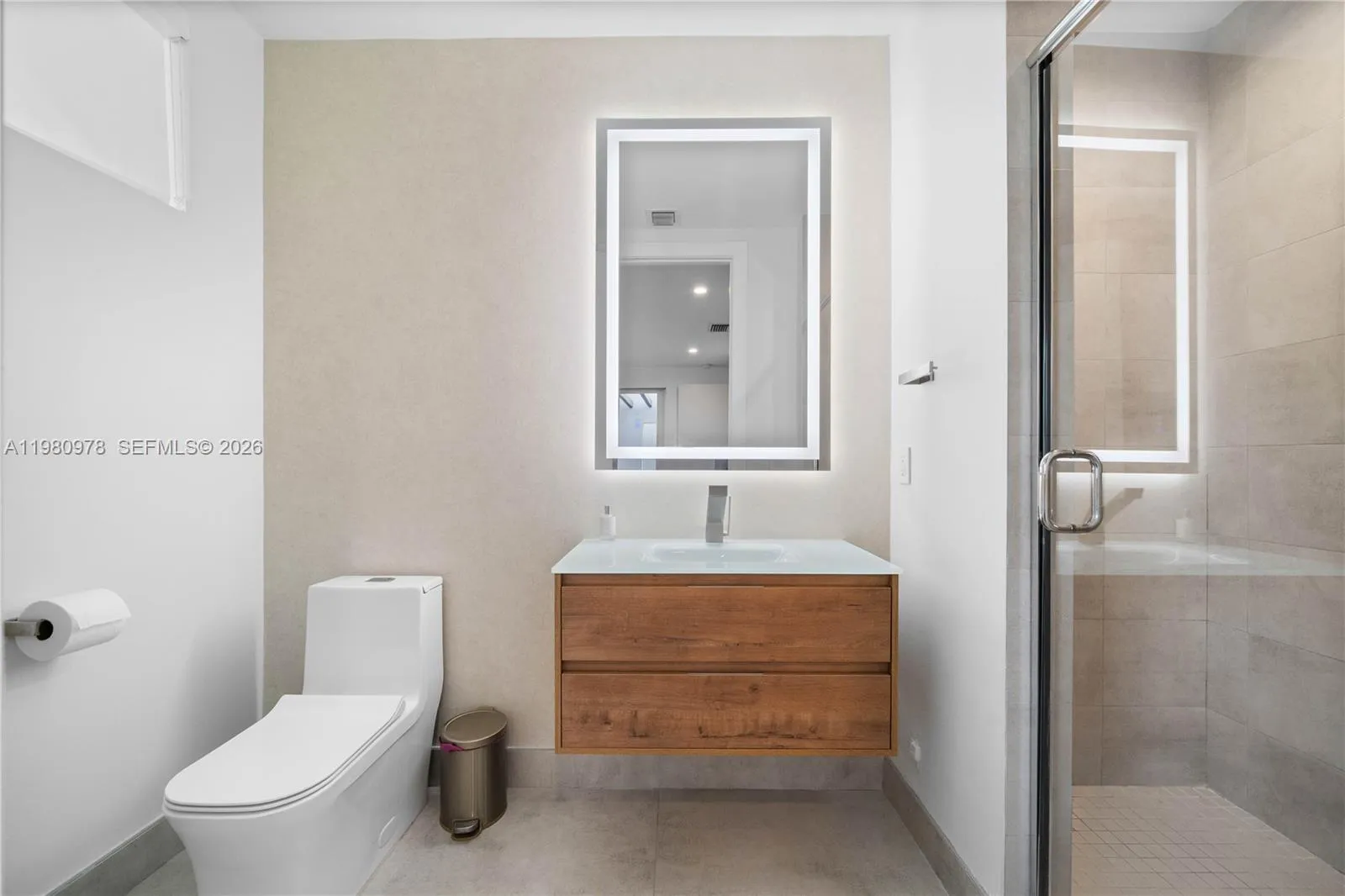 7453 Nw 100th Ct, Doral, Florida 33178, Doral, Florida 33178, 5 Bedrooms Bedrooms, ,5 BathroomsBathrooms,Residential,For Sale,7453 Nw 100th Ct, Doral, Florida 33178,A11980978