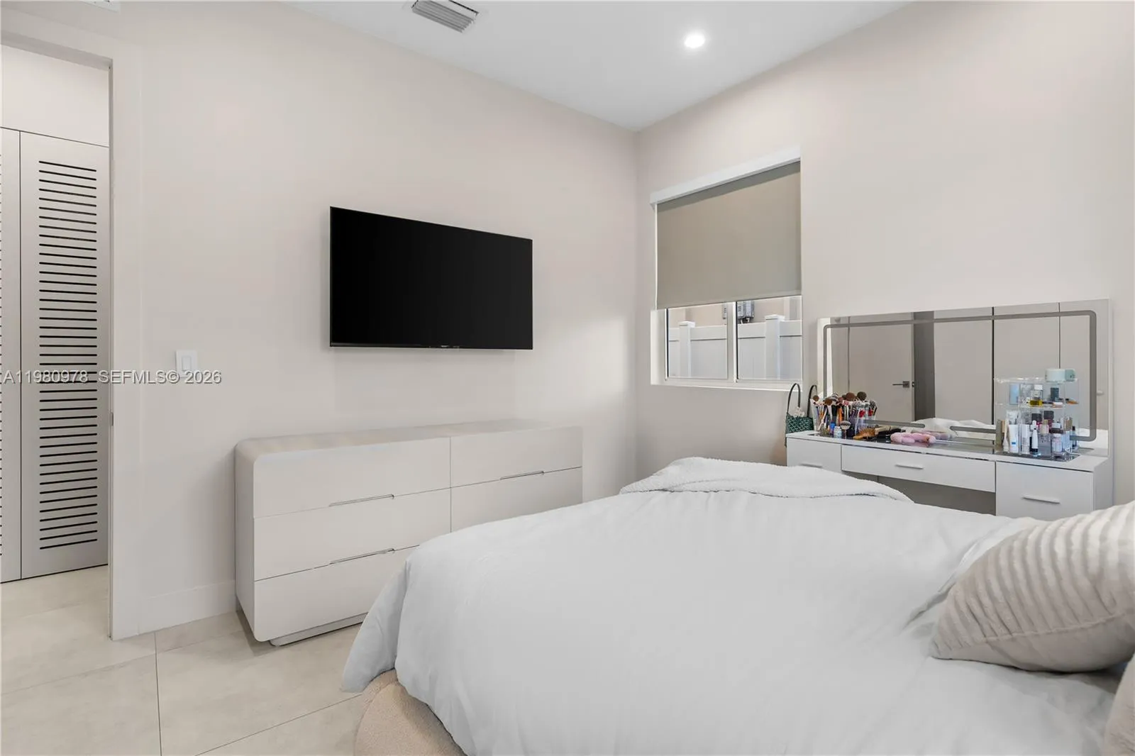 7453 Nw 100th Ct, Doral, Florida 33178, Doral, Florida 33178, 5 Bedrooms Bedrooms, ,5 BathroomsBathrooms,Residential,For Sale,7453 Nw 100th Ct, Doral, Florida 33178,A11980978