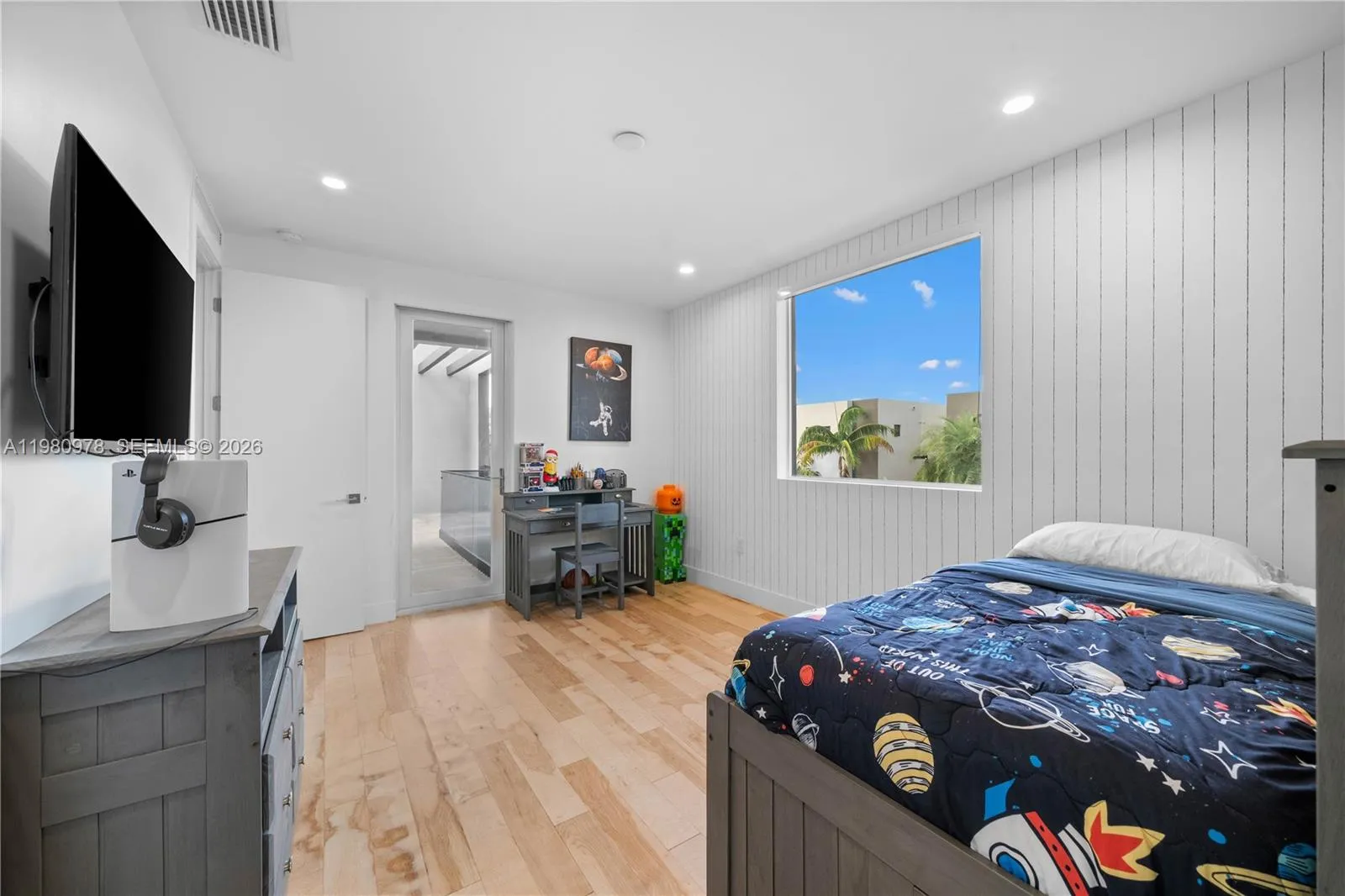 7453 Nw 100th Ct, Doral, Florida 33178, Doral, Florida 33178, 5 Bedrooms Bedrooms, ,5 BathroomsBathrooms,Residential,For Sale,7453 Nw 100th Ct, Doral, Florida 33178,A11980978