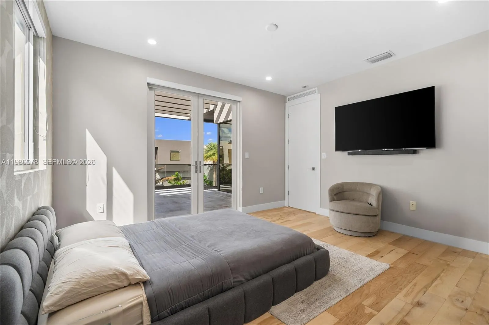 7453 Nw 100th Ct, Doral, Florida 33178, Doral, Florida 33178, 5 Bedrooms Bedrooms, ,5 BathroomsBathrooms,Residential,For Sale,7453 Nw 100th Ct, Doral, Florida 33178,A11980978