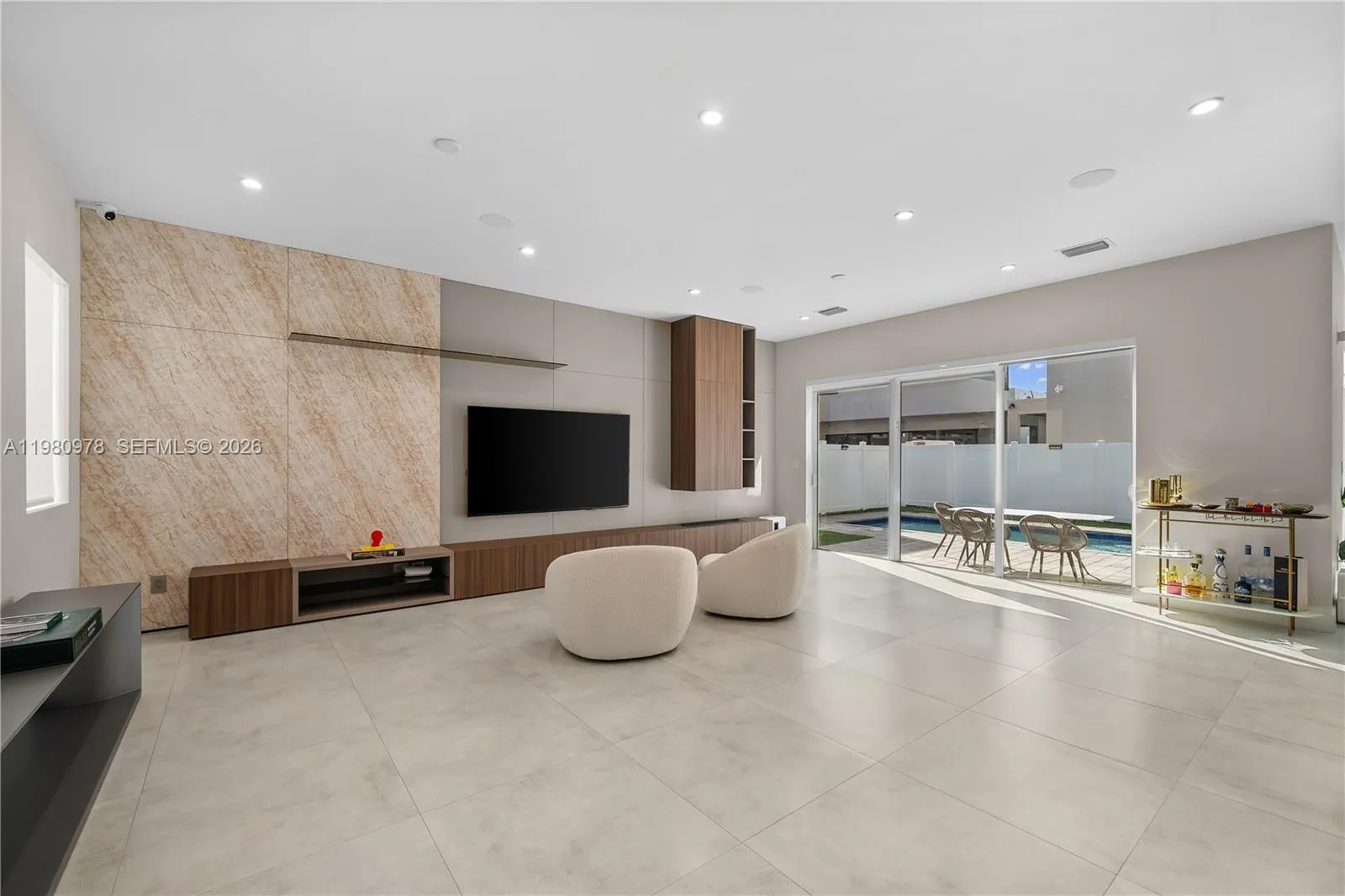 7453 Nw 100th Ct, Doral, Florida 33178, Doral, Florida 33178, 5 Bedrooms Bedrooms, ,5 BathroomsBathrooms,Residential,For Sale,7453 Nw 100th Ct, Doral, Florida 33178,A11980978