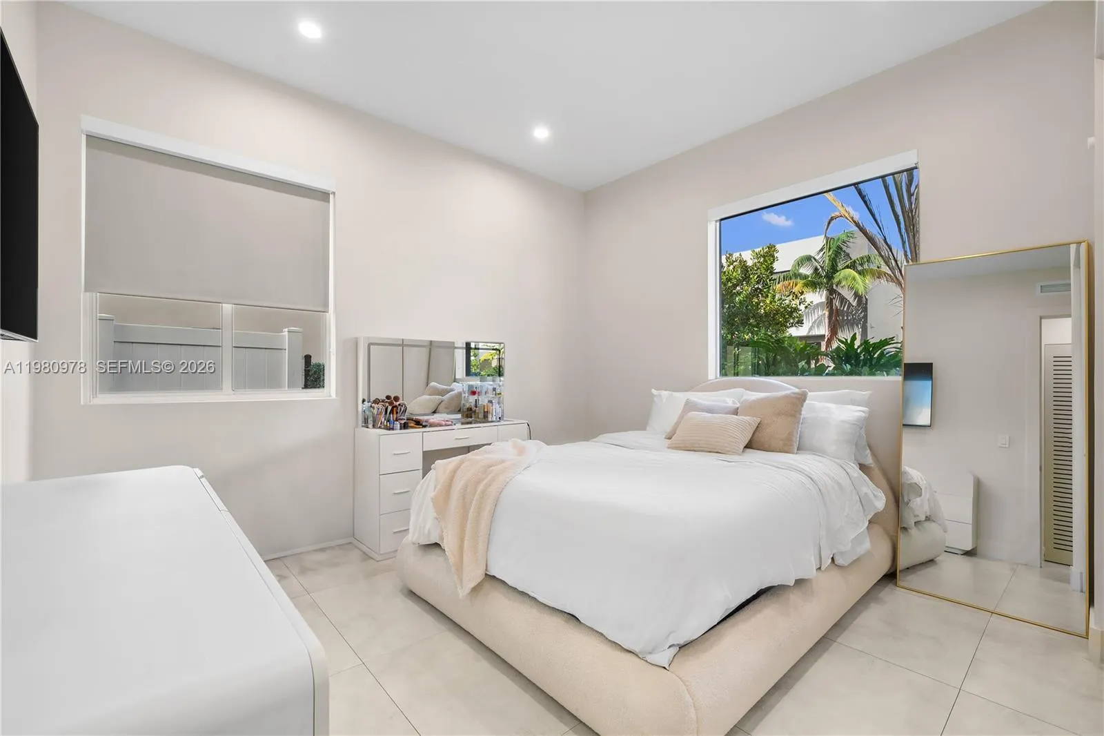 7453 Nw 100th Ct, Doral, Florida 33178, Doral, Florida 33178, 5 Bedrooms Bedrooms, ,5 BathroomsBathrooms,Residential,For Sale,7453 Nw 100th Ct, Doral, Florida 33178,A11980978