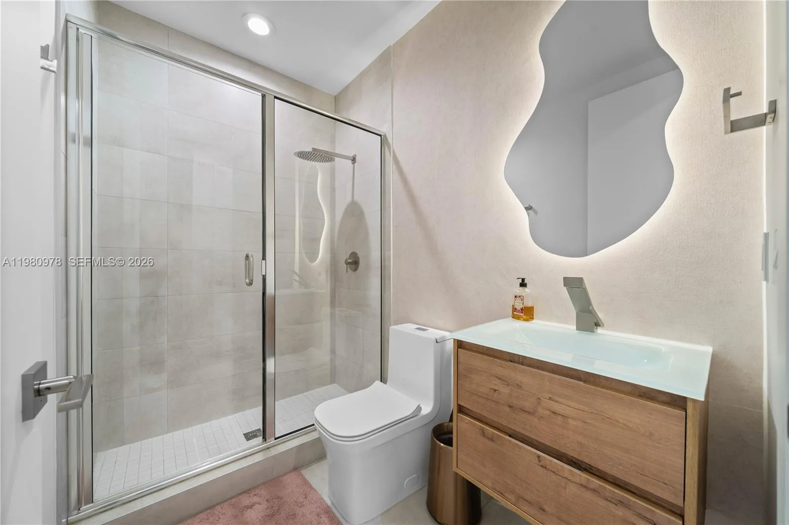 7453 Nw 100th Ct, Doral, Florida 33178, Doral, Florida 33178, 5 Bedrooms Bedrooms, ,5 BathroomsBathrooms,Residential,For Sale,7453 Nw 100th Ct, Doral, Florida 33178,A11980978