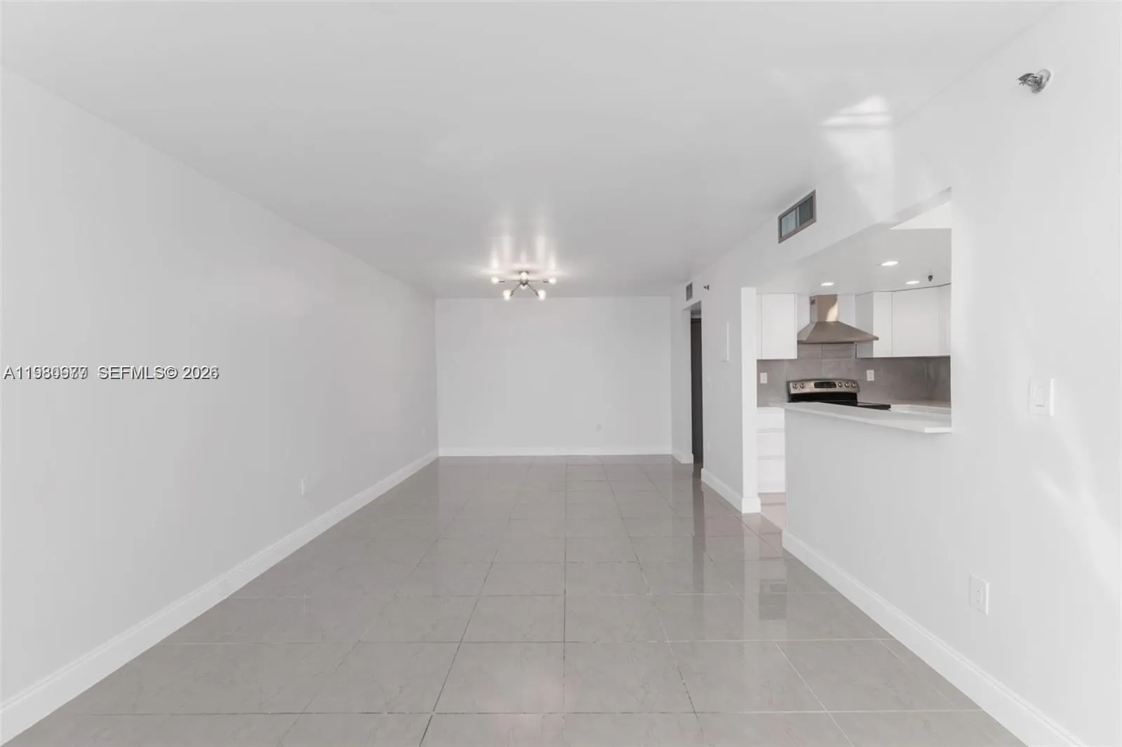 17890 W Dixie Hwy 501, North Miami Beach, Florida, North Miami Beach, Florida 33160, 2 Bedrooms Bedrooms, ,2 BathroomsBathrooms,Residential Lease,For Rent,17890 W Dixie Hwy 501, North Miami Beach, Florida ,A11980977