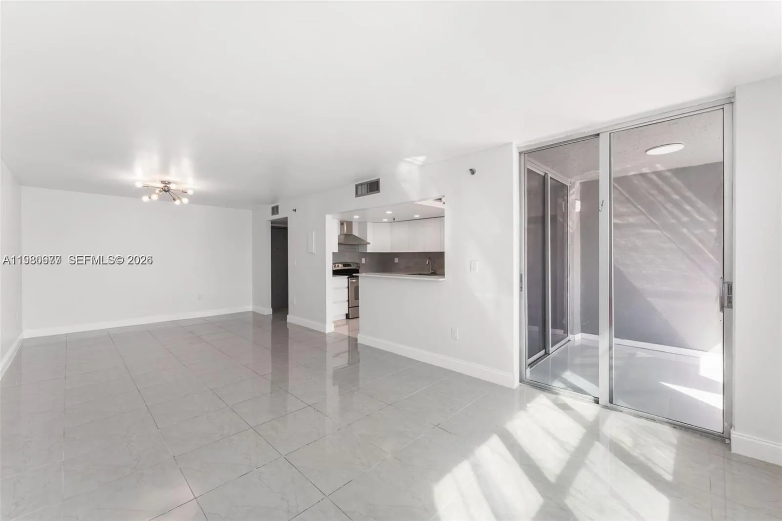 17890 W Dixie Hwy 501, North Miami Beach, Florida, North Miami Beach, Florida 33160, 2 Bedrooms Bedrooms, ,2 BathroomsBathrooms,Residential Lease,For Rent,17890 W Dixie Hwy 501, North Miami Beach, Florida ,A11980977