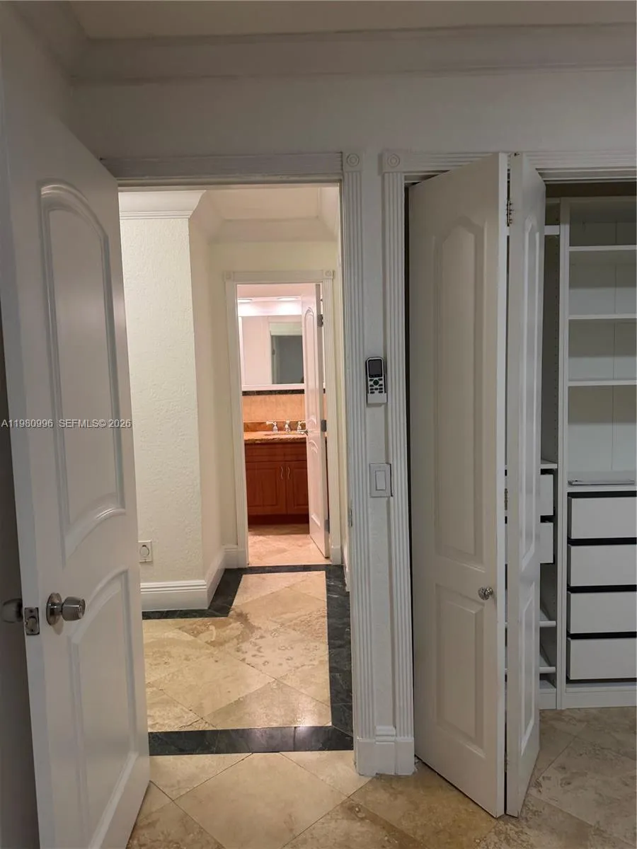 5435 Sw 153rd Ave Rd 2fl, Miami, Florida 33185, Miami, Florida 33185, 2 Bedrooms Bedrooms, ,1 BathroomBathrooms,Residential Lease,For Rent,5435 Sw 153rd Ave Rd 2fl, Miami, Florida 33185,A11980996