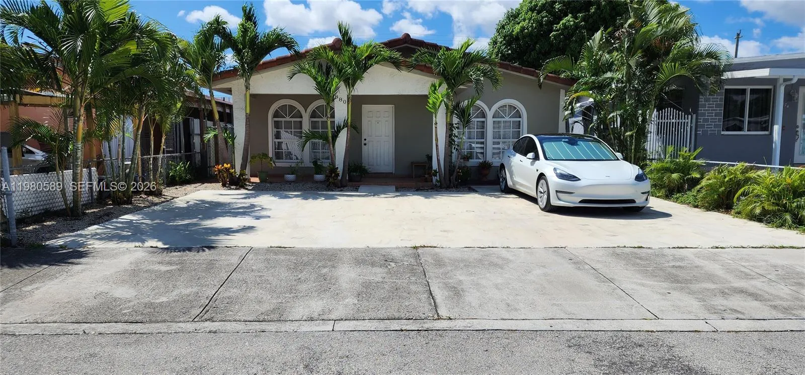 880 E 26th St, Hialeah, Florida 33013, Hialeah, Florida 33013, 4 Bedrooms Bedrooms, ,2 BathroomsBathrooms,Residential Lease,For Rent,880 E 26th St, Hialeah, Florida 33013,A11980589