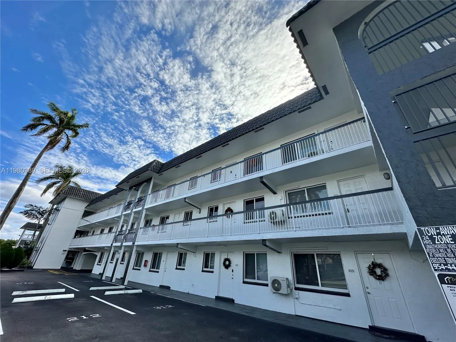 1400 Ne 56th St 113, Fort Lauderdale, Florida 3333, Fort Lauderdale, Florida 33334, ,1 BathroomBathrooms,Residential Lease,For Rent,1400 Ne 56th St 113, Fort Lauderdale, Florida 3333,A11980989