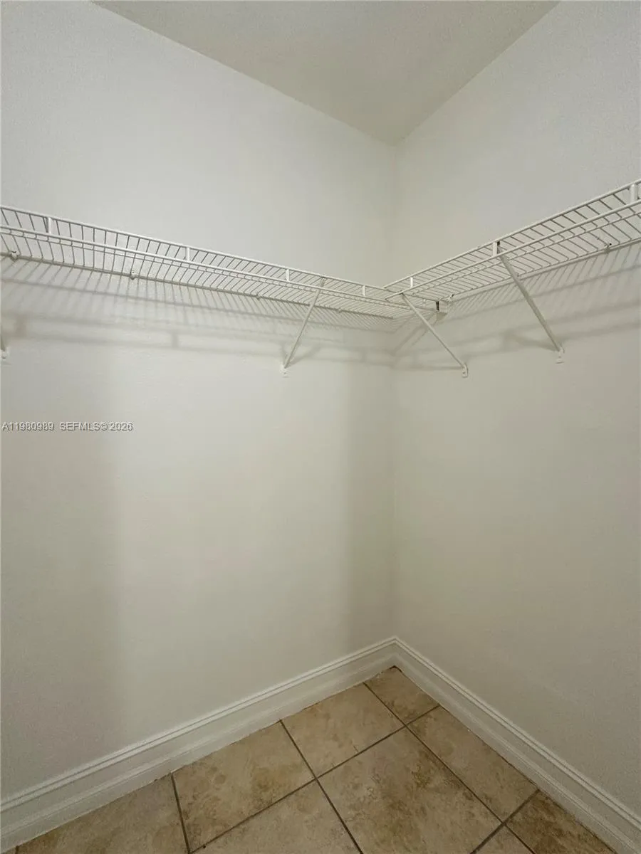 1400 Ne 56th St 113, Fort Lauderdale, Florida 3333, Fort Lauderdale, Florida 33334, ,1 BathroomBathrooms,Residential Lease,For Rent,1400 Ne 56th St 113, Fort Lauderdale, Florida 3333,A11980989