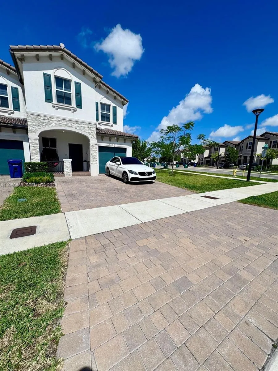 2355 Nw 125th St, Miami, Florida 33167, Miami, Florida 33167, 3 Bedrooms Bedrooms, ,2 BathroomsBathrooms,Residential,For Sale,2355 Nw 125th St, Miami, Florida 33167,A11980866