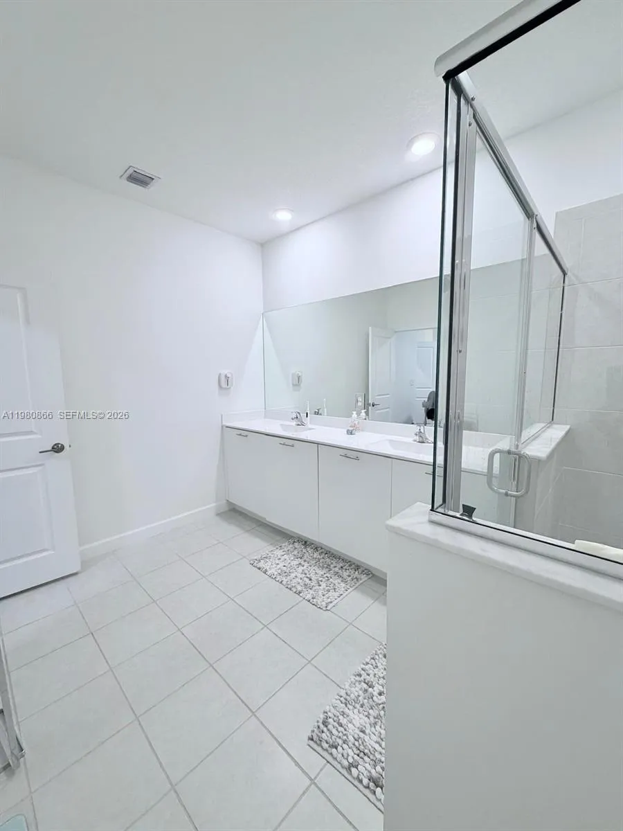 2355 Nw 125th St, Miami, Florida 33167, Miami, Florida 33167, 3 Bedrooms Bedrooms, ,2 BathroomsBathrooms,Residential,For Sale,2355 Nw 125th St, Miami, Florida 33167,A11980866