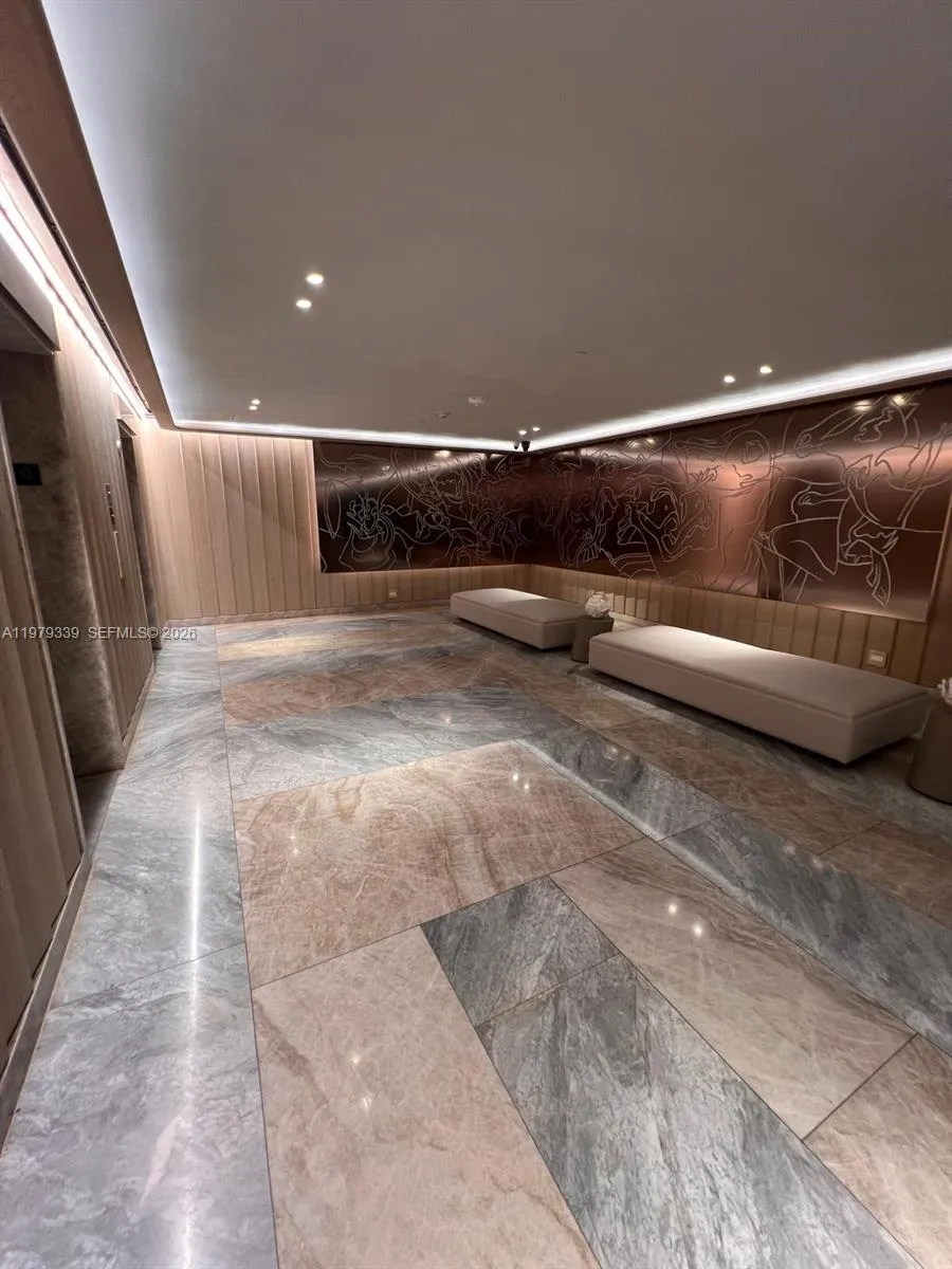 1395 Brickell Ave 2712, Miami, Florida 33131, Miami, Florida 33131, 1 Bedroom Bedrooms, ,1 BathroomBathrooms,Residential Lease,For Rent,1395 Brickell Ave 2712, Miami, Florida 33131,A11979339