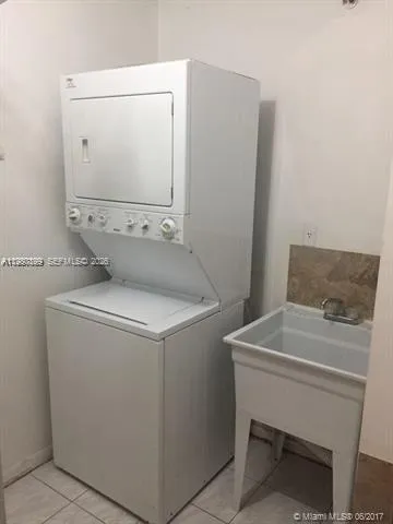 17890 W Dixie Hwy 106, North Miami Beach, Florida, North Miami Beach, Florida 33160, 3 Bedrooms Bedrooms, ,2 BathroomsBathrooms,Residential,For Sale,17890 W Dixie Hwy 106, North Miami Beach, Florida ,A11980899