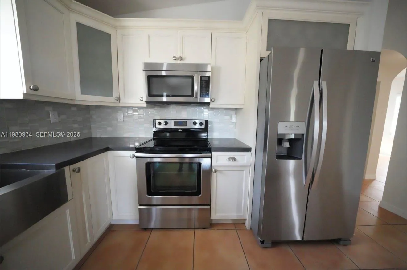 9921 Sw 164th Ct, Miami, Florida 33196, Miami, Florida 33196, 3 Bedrooms Bedrooms, ,2 BathroomsBathrooms,Residential Lease,For Rent,9921 Sw 164th Ct, Miami, Florida 33196,A11980964