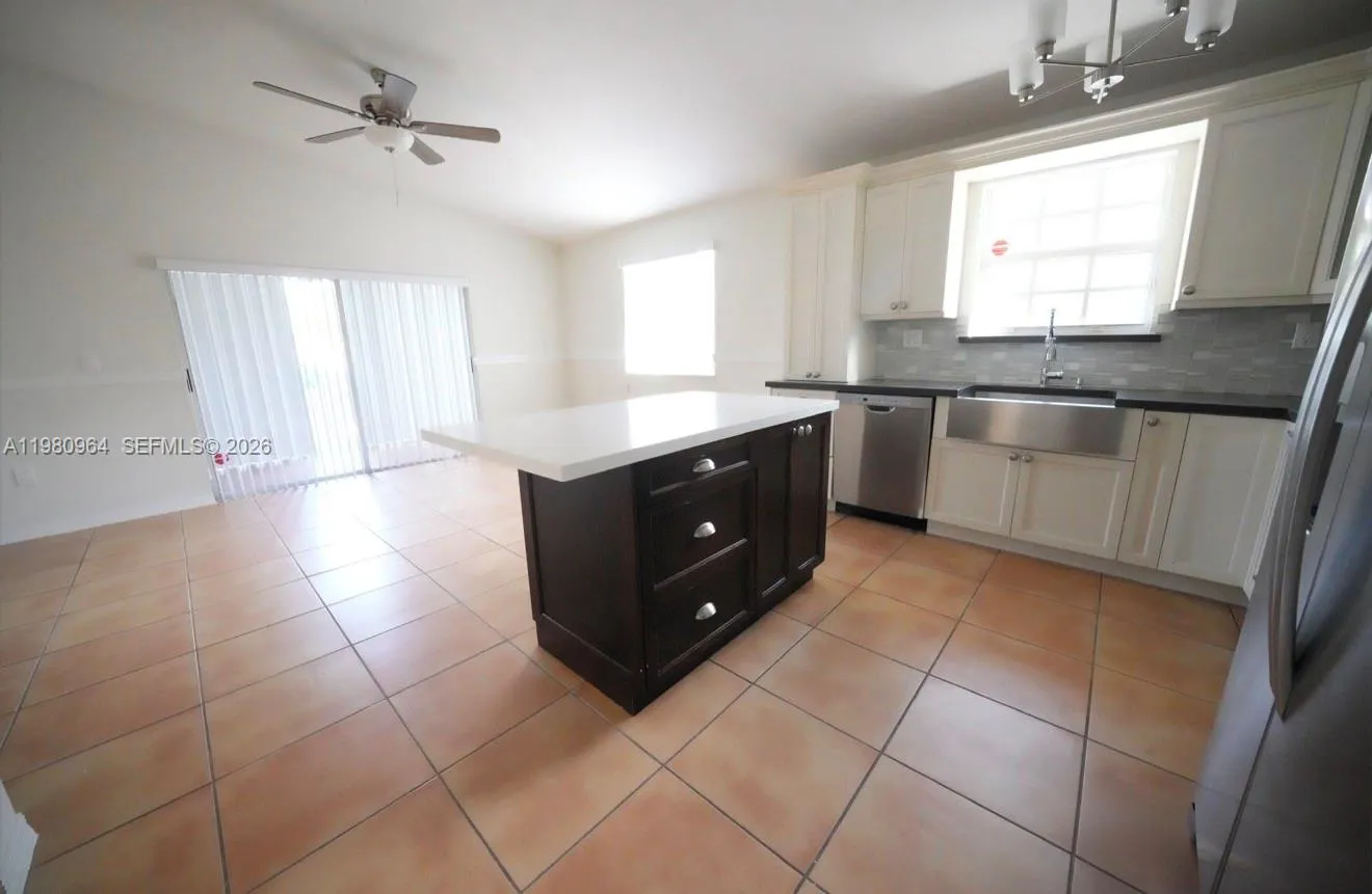 9921 Sw 164th Ct, Miami, Florida 33196, Miami, Florida 33196, 3 Bedrooms Bedrooms, ,2 BathroomsBathrooms,Residential Lease,For Rent,9921 Sw 164th Ct, Miami, Florida 33196,A11980964