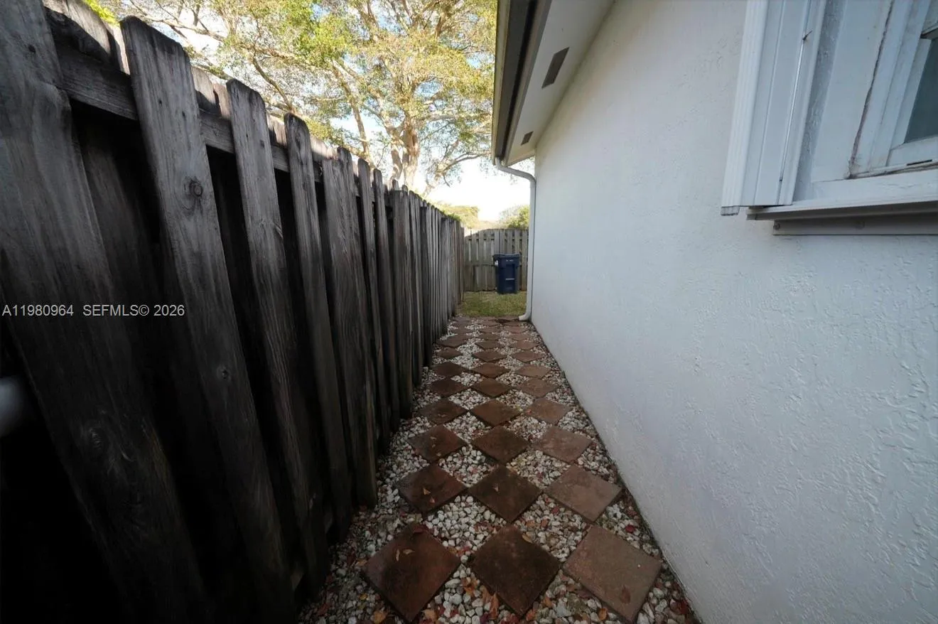 9921 Sw 164th Ct, Miami, Florida 33196, Miami, Florida 33196, 3 Bedrooms Bedrooms, ,2 BathroomsBathrooms,Residential Lease,For Rent,9921 Sw 164th Ct, Miami, Florida 33196,A11980964