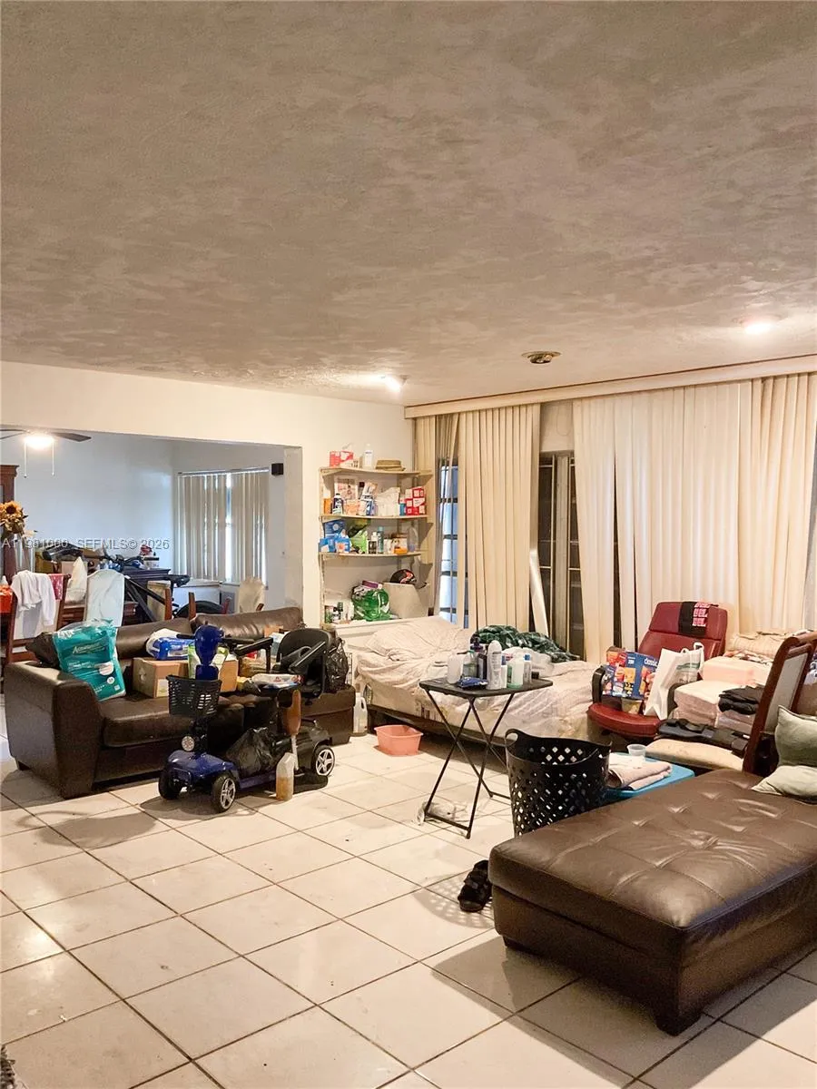 2515 Sw 44th Ave, West Park, Florida 33023, West Park, Florida 33023, 3 Bedrooms Bedrooms, ,2 BathroomsBathrooms,Residential,For Sale,2515 Sw 44th Ave, West Park, Florida 33023,A11981000