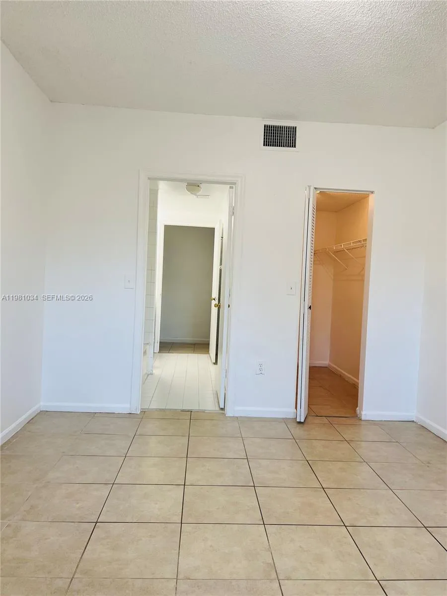3221 Sabal Palm Mnr 103, Davie, Florida 33024, Davie, Florida 33024, 2 Bedrooms Bedrooms, ,2 BathroomsBathrooms,Residential Lease,For Rent,3221 Sabal Palm Mnr 103, Davie, Florida 33024,A11981034