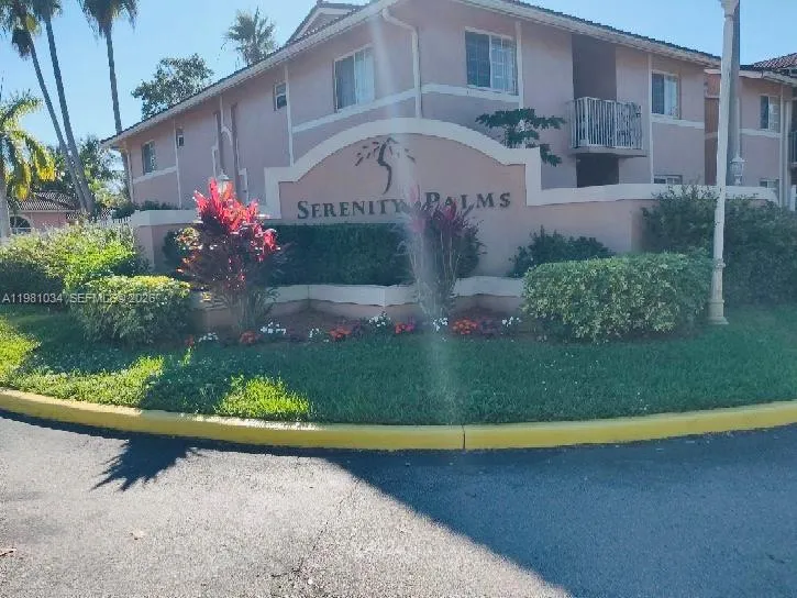 3221 Sabal Palm Mnr 103, Davie, Florida 33024, Davie, Florida 33024, 2 Bedrooms Bedrooms, ,2 BathroomsBathrooms,Residential Lease,For Rent,3221 Sabal Palm Mnr 103, Davie, Florida 33024,A11981034