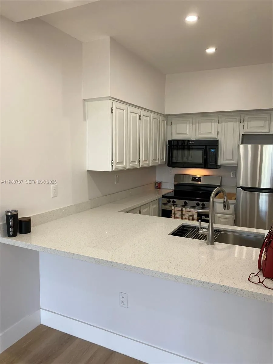 1280 S Alhambra Cir 1421, Coral Gables, Florida 33, Coral Gables, Florida 33146, 1 Bedroom Bedrooms, ,1 BathroomBathrooms,Residential Lease,For Rent,1280 S Alhambra Cir 1421, Coral Gables, Florida 33,A11980737