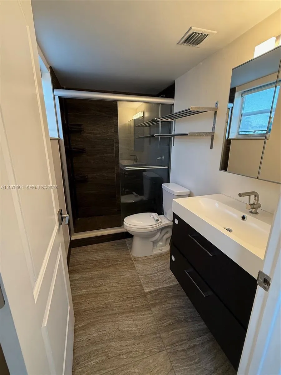 18001 N Bay Rd 403, Sunny Isles Beach, Florida 331, Sunny Isles Beach, Florida 33160, 3 Bedrooms Bedrooms, ,2 BathroomsBathrooms,Residential Lease,For Rent,18001 N Bay Rd 403, Sunny Isles Beach, Florida 331,A11978901