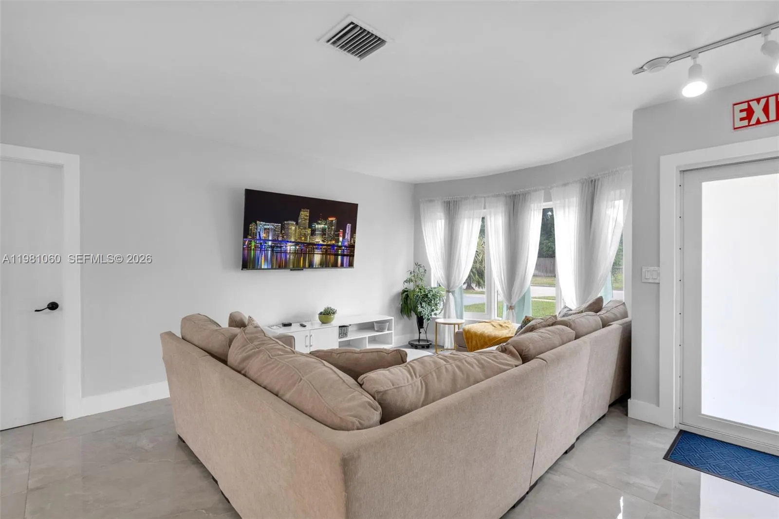 2227 Nw 65th Ave, Margate, Florida 33063, Margate, Florida 33063, 3 Bedrooms Bedrooms, ,2 BathroomsBathrooms,Residential,For Sale,2227 Nw 65th Ave, Margate, Florida 33063,A11981060