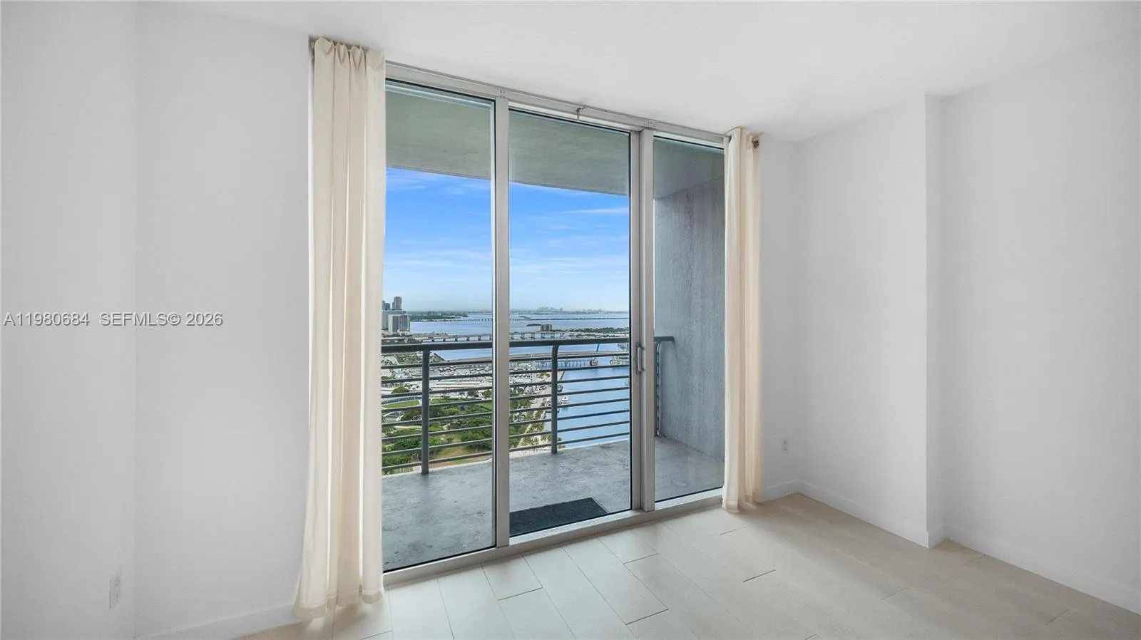 325 S Biscayne Blvd 4314, Miami, Florida 33131, Miami, Florida 33131, 2 Bedrooms Bedrooms, ,2 BathroomsBathrooms,Residential Lease,For Rent,325 S Biscayne Blvd 4314, Miami, Florida 33131,A11980684