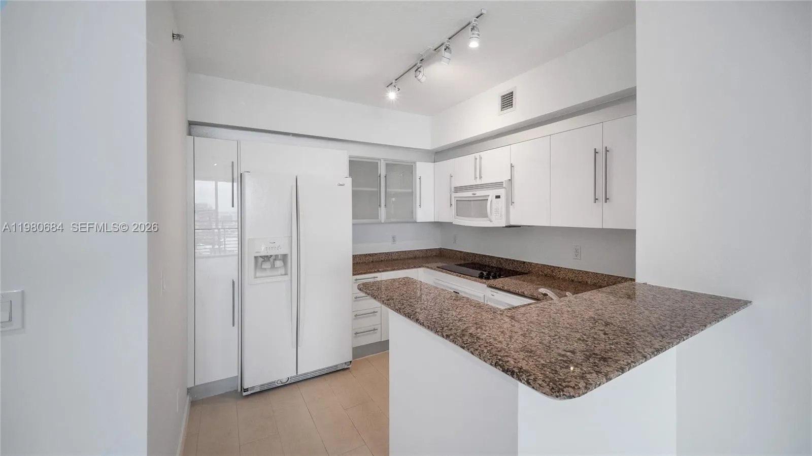 325 S Biscayne Blvd 4314, Miami, Florida 33131, Miami, Florida 33131, 2 Bedrooms Bedrooms, ,2 BathroomsBathrooms,Residential Lease,For Rent,325 S Biscayne Blvd 4314, Miami, Florida 33131,A11980684