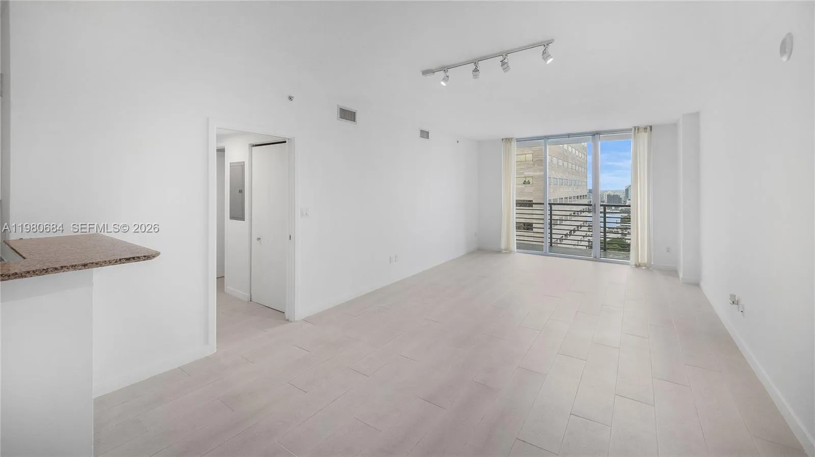 325 S Biscayne Blvd 4314, Miami, Florida 33131, Miami, Florida 33131, 2 Bedrooms Bedrooms, ,2 BathroomsBathrooms,Residential Lease,For Rent,325 S Biscayne Blvd 4314, Miami, Florida 33131,A11980684