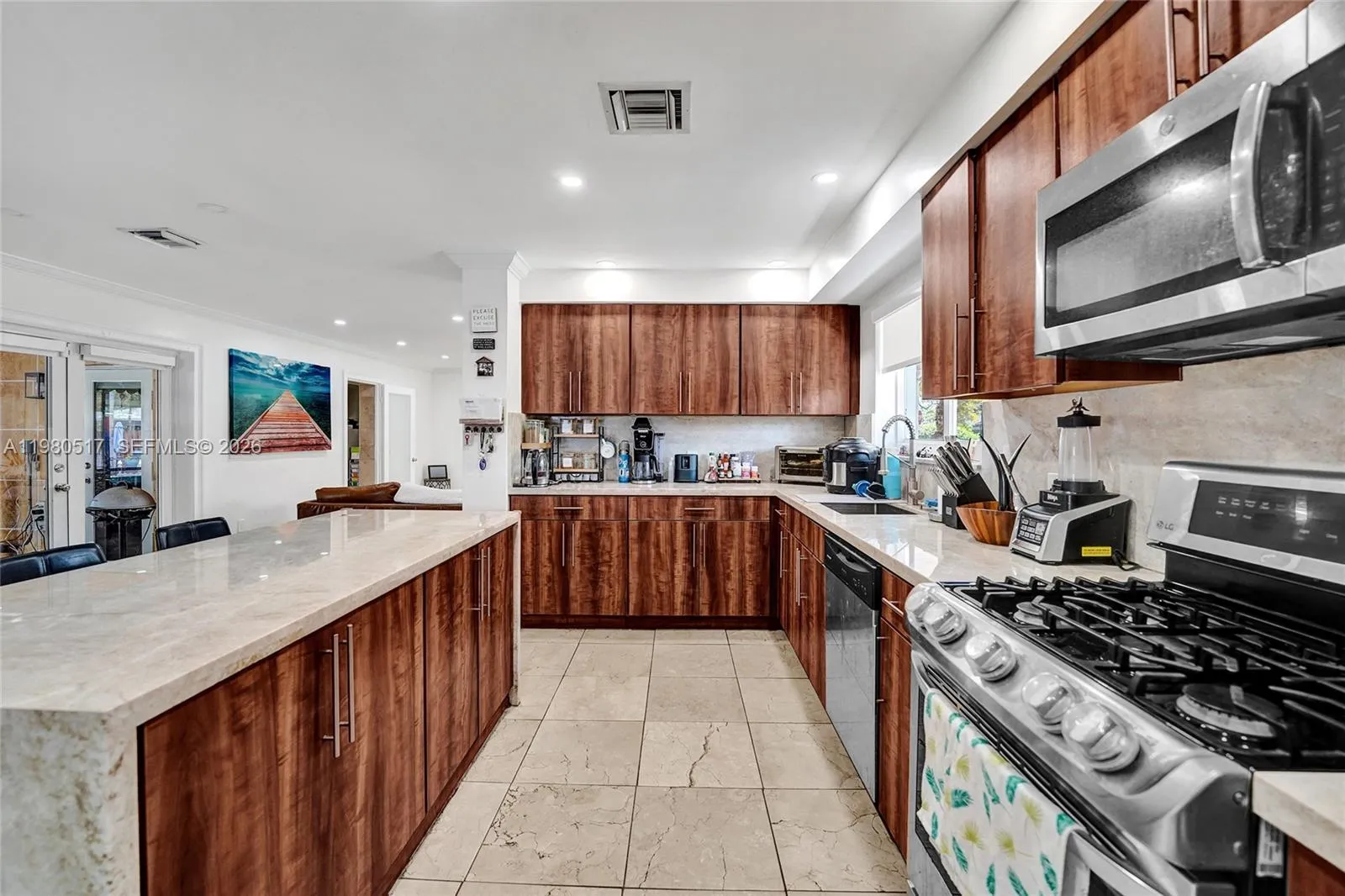 1015 S 14th Ave, Hollywood, Florida 33020, Hollywood, Florida 33020, 3 Bedrooms Bedrooms, ,4 BathroomsBathrooms,Residential,For Sale,1015 S 14th Ave, Hollywood, Florida 33020,A11980517