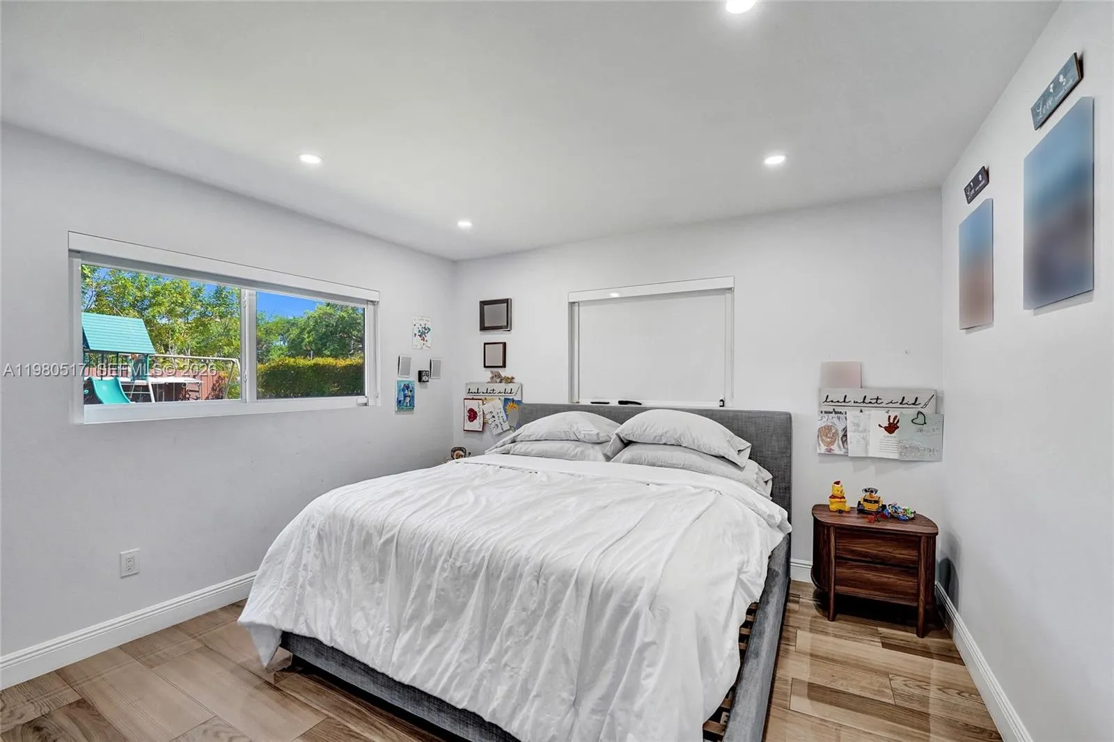 1015 S 14th Ave, Hollywood, Florida 33020, Hollywood, Florida 33020, 3 Bedrooms Bedrooms, ,4 BathroomsBathrooms,Residential,For Sale,1015 S 14th Ave, Hollywood, Florida 33020,A11980517