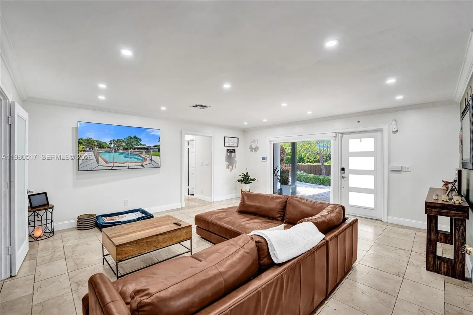 1015 S 14th Ave, Hollywood, Florida 33020, Hollywood, Florida 33020, 3 Bedrooms Bedrooms, ,4 BathroomsBathrooms,Residential,For Sale,1015 S 14th Ave, Hollywood, Florida 33020,A11980517