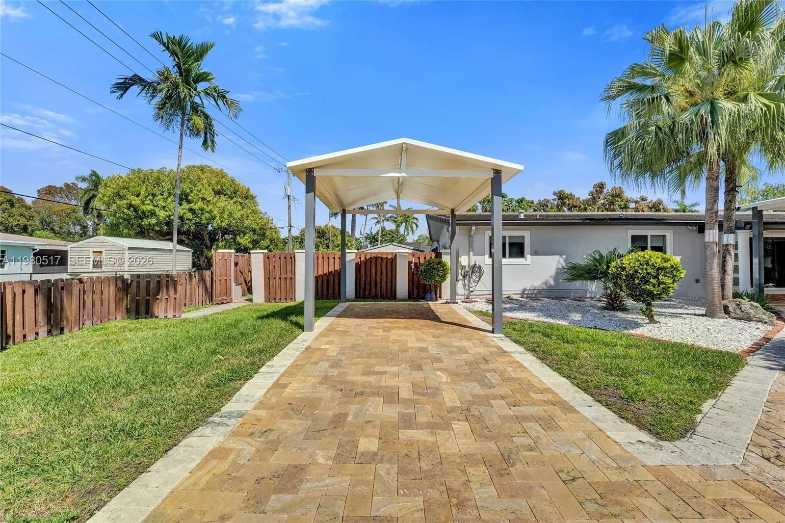 1015 S 14th Ave, Hollywood, Florida 33020, Hollywood, Florida 33020, 3 Bedrooms Bedrooms, ,4 BathroomsBathrooms,Residential,For Sale,1015 S 14th Ave, Hollywood, Florida 33020,A11980517