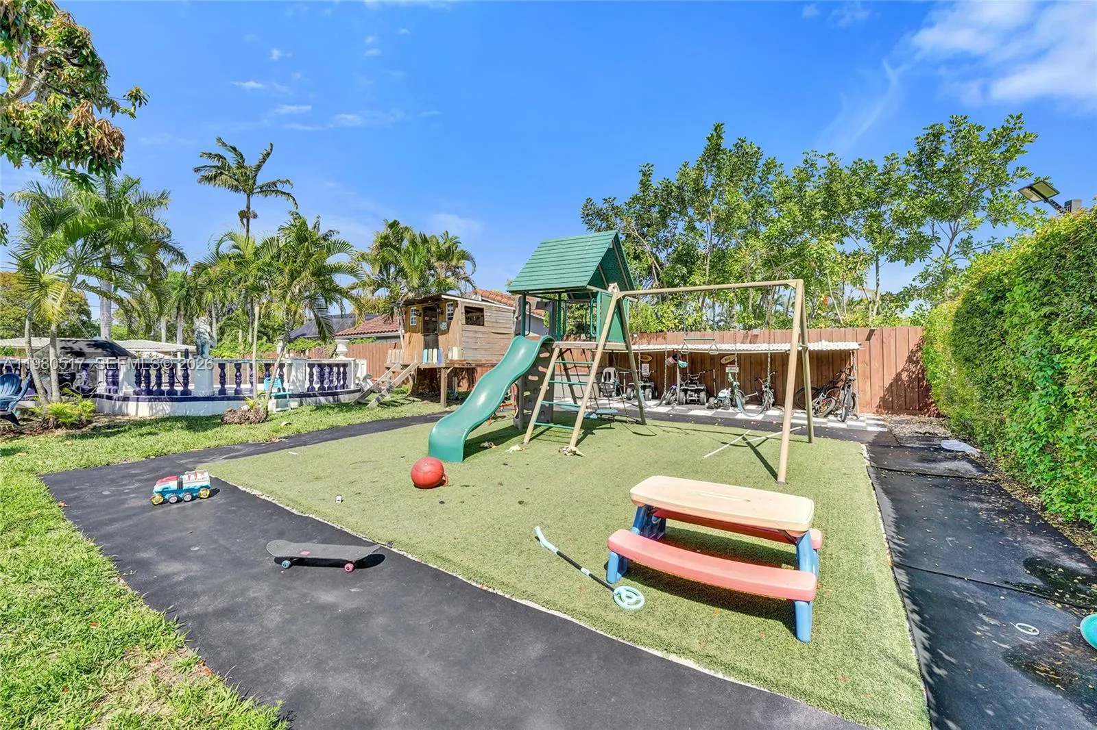 1015 S 14th Ave, Hollywood, Florida 33020, Hollywood, Florida 33020, 3 Bedrooms Bedrooms, ,4 BathroomsBathrooms,Residential,For Sale,1015 S 14th Ave, Hollywood, Florida 33020,A11980517