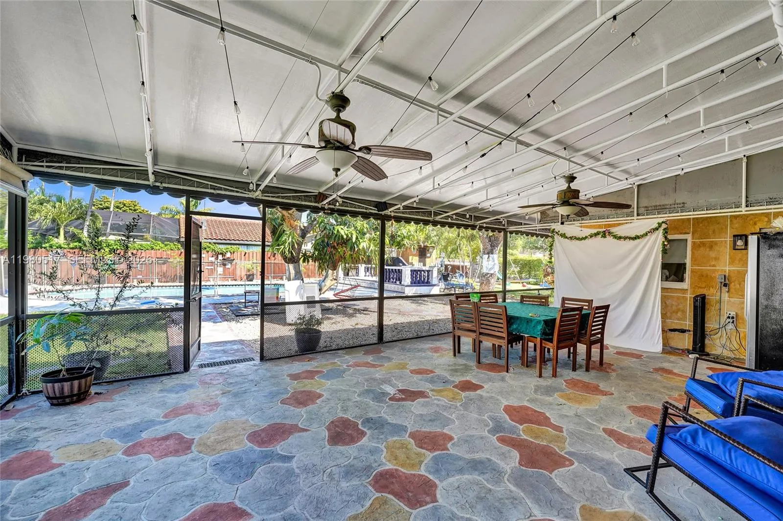 1015 S 14th Ave, Hollywood, Florida 33020, Hollywood, Florida 33020, 3 Bedrooms Bedrooms, ,4 BathroomsBathrooms,Residential,For Sale,1015 S 14th Ave, Hollywood, Florida 33020,A11980517