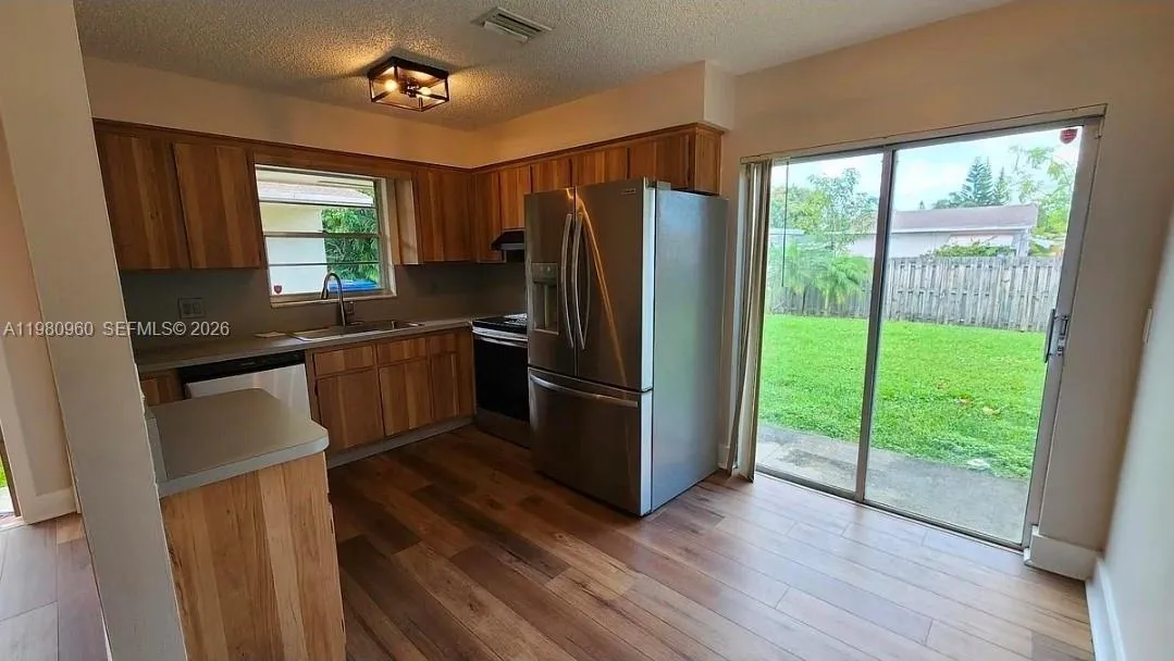 2511 Hayes St 2511, Hollywood, Florida 33020, Hollywood, Florida 33020, 3 Bedrooms Bedrooms, ,2 BathroomsBathrooms,Residential Lease,For Rent,2511 Hayes St 2511, Hollywood, Florida 33020,A11980960