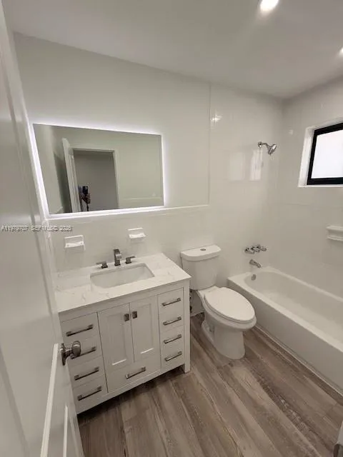 Primary On Suite