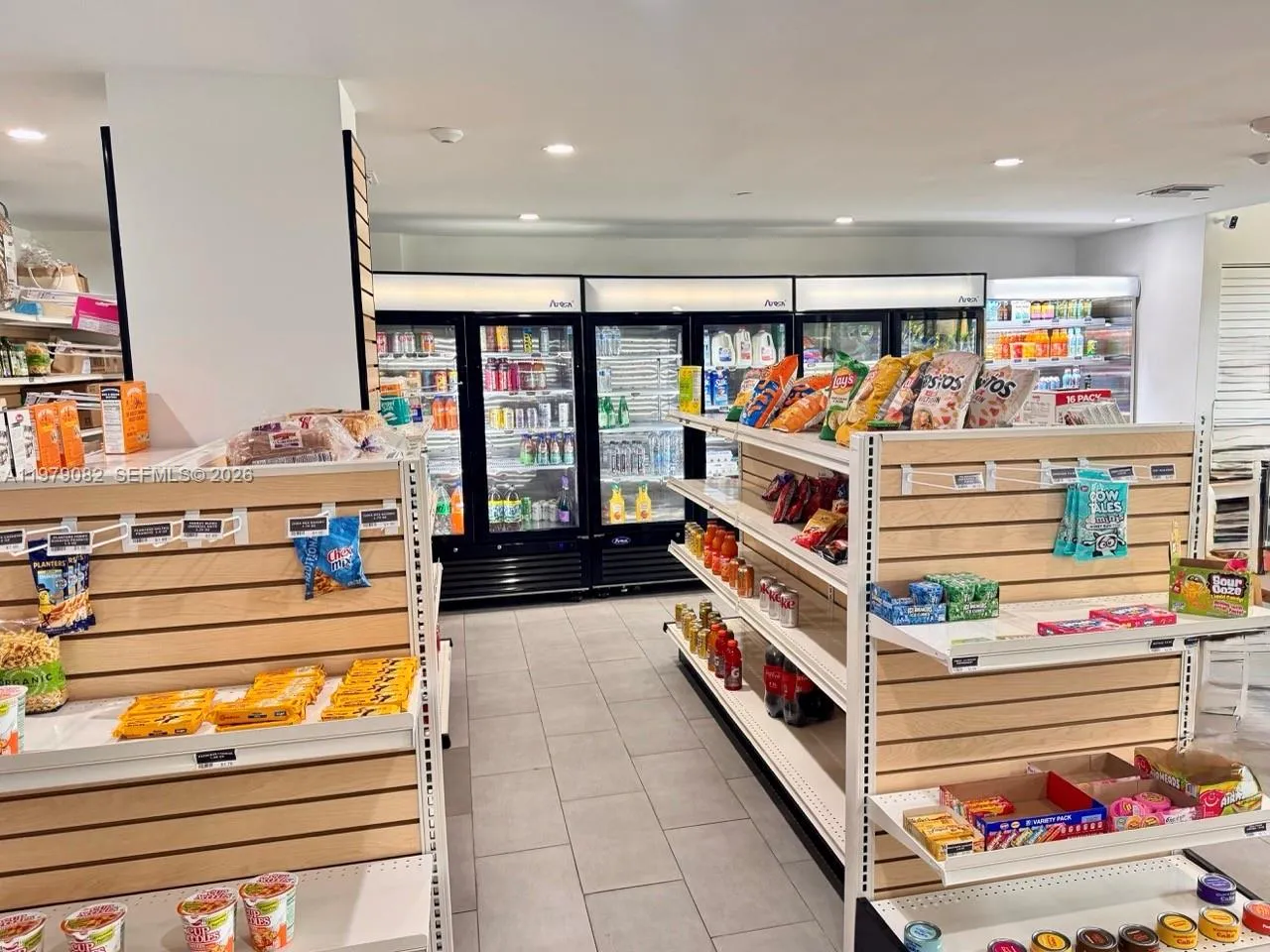 3300 Ne 191st St 1214, Aventura, Florida 33180, Aventura, Florida 33180, 2 Bedrooms Bedrooms, ,2 BathroomsBathrooms,Residential Lease,For Rent,3300 Ne 191st St 1214, Aventura, Florida 33180,A11979082