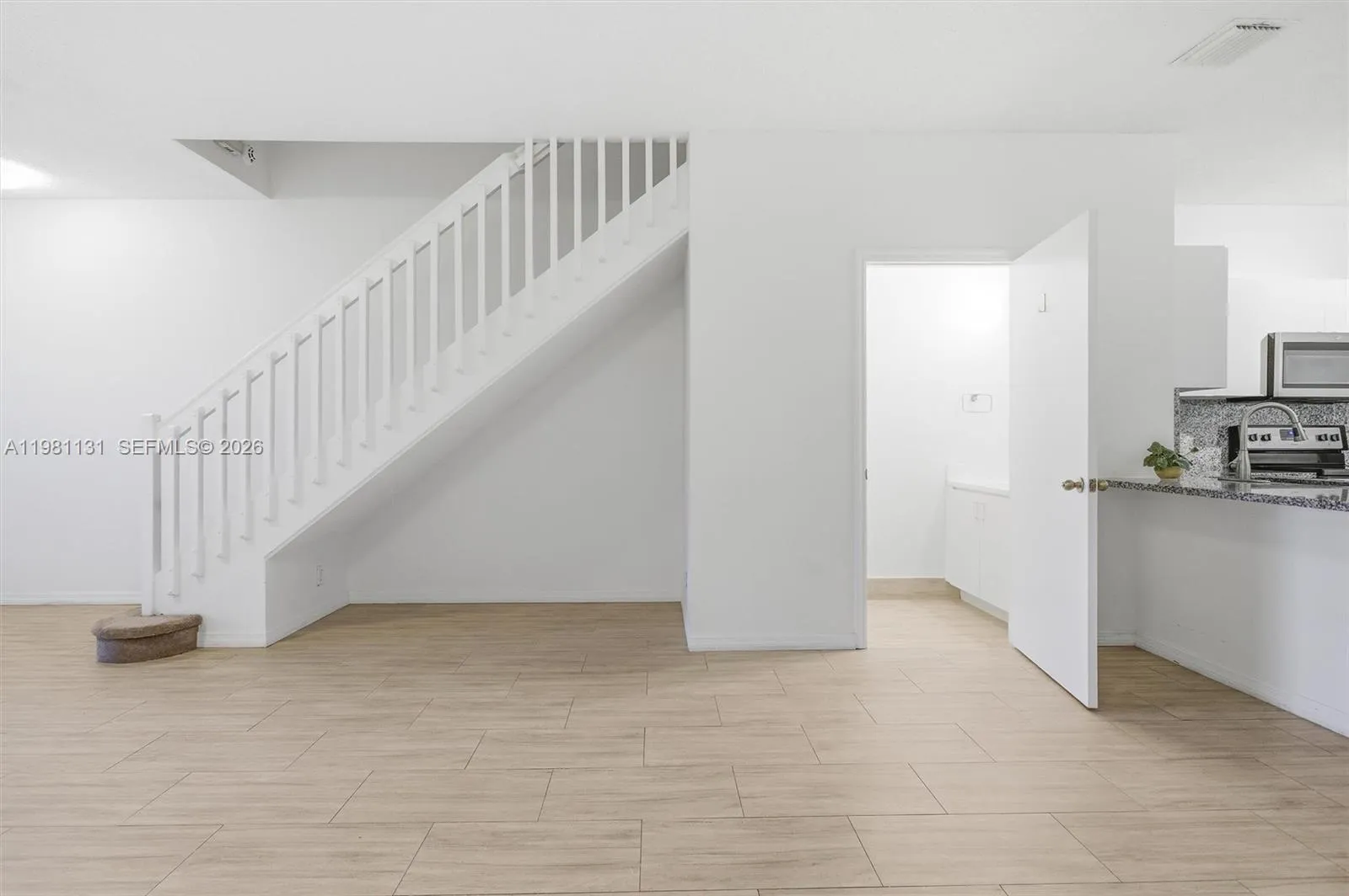 2066 Madeira Dr 2066, Weston, Florida 33327, Weston, Florida 33327, 3 Bedrooms Bedrooms, ,2 BathroomsBathrooms,Residential,For Sale,2066 Madeira Dr 2066, Weston, Florida 33327,A11981131