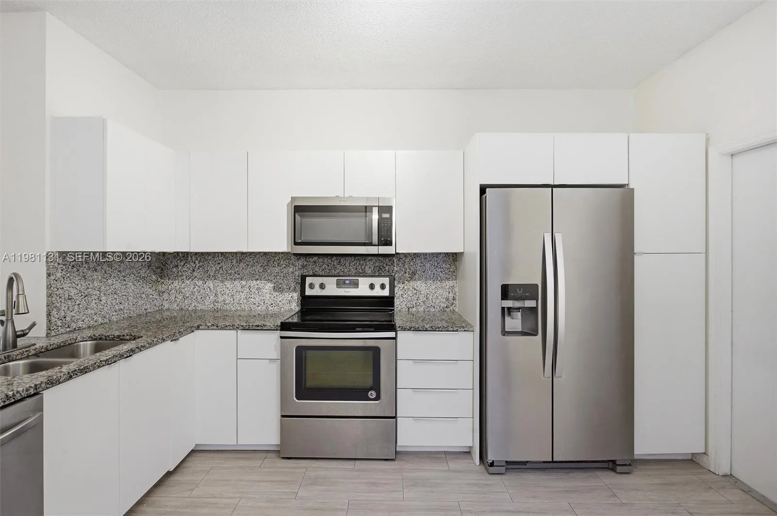 2066 Madeira Dr 2066, Weston, Florida 33327, Weston, Florida 33327, 3 Bedrooms Bedrooms, ,2 BathroomsBathrooms,Residential,For Sale,2066 Madeira Dr 2066, Weston, Florida 33327,A11981131