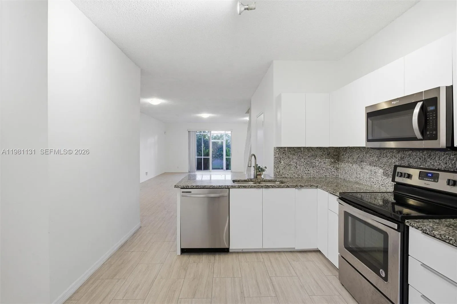 2066 Madeira Dr 2066, Weston, Florida 33327, Weston, Florida 33327, 3 Bedrooms Bedrooms, ,2 BathroomsBathrooms,Residential,For Sale,2066 Madeira Dr 2066, Weston, Florida 33327,A11981131