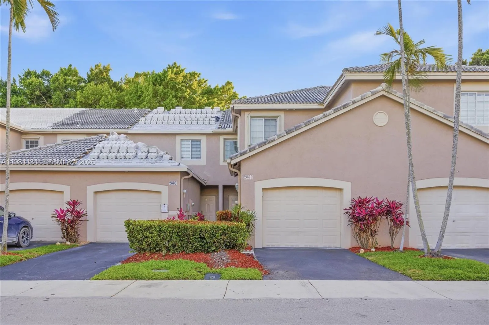 2066 Madeira Dr 2066, Weston, Florida 33327, Weston, Florida 33327, 3 Bedrooms Bedrooms, ,2 BathroomsBathrooms,Residential,For Sale,2066 Madeira Dr 2066, Weston, Florida 33327,A11981131