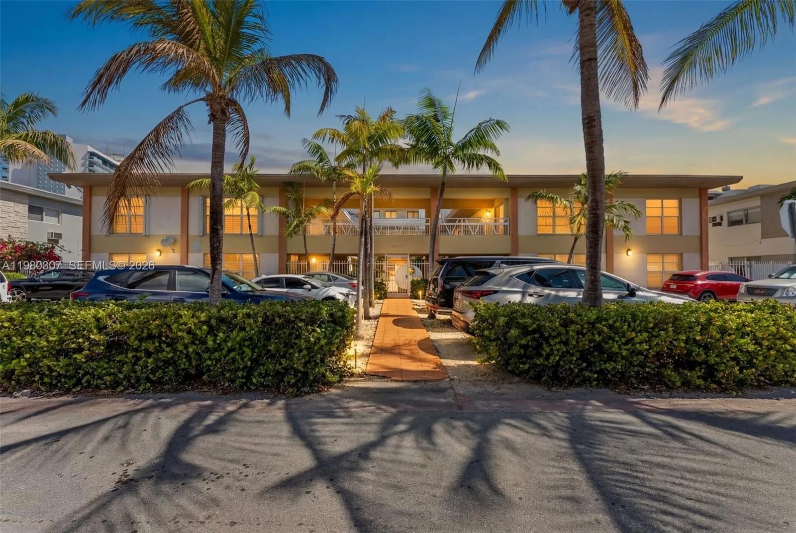 7331 Gary Ave 206, Miami Beach, Florida 33141, Miami Beach, Florida 33141, 2 Bedrooms Bedrooms, ,2 BathroomsBathrooms,Residential,For Sale,7331 Gary Ave 206, Miami Beach, Florida 33141,A11980307