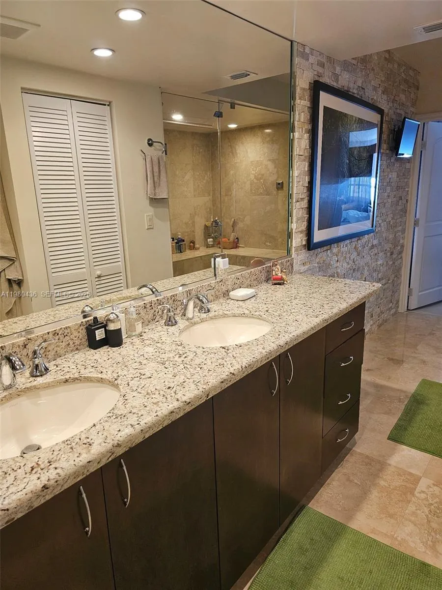 Main Bath