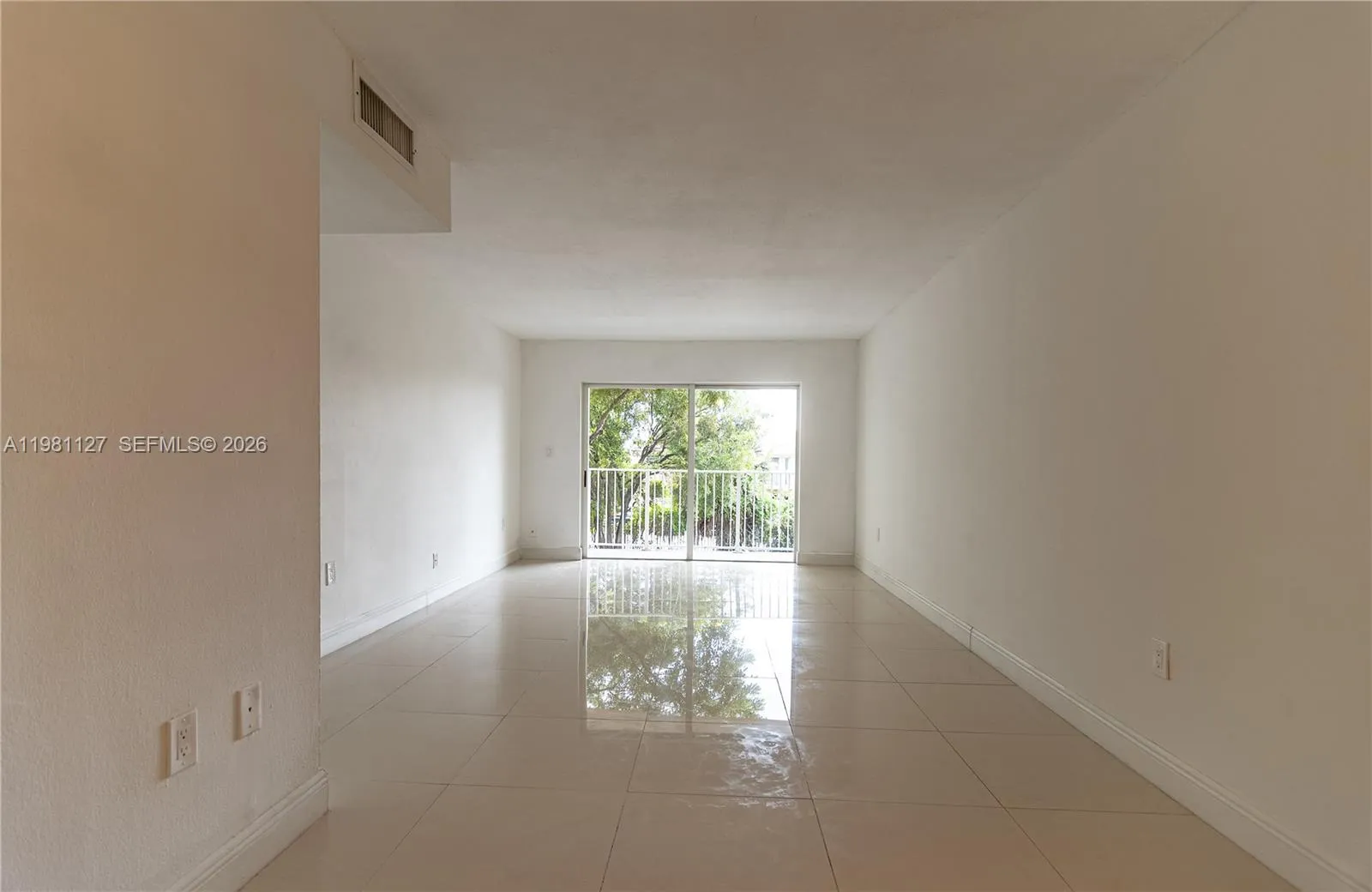 4800 Nw 79th Ave 206, Doral, Florida 33166, Doral, Florida 33166, 1 Bedroom Bedrooms, ,1 BathroomBathrooms,Residential Lease,For Rent,4800 Nw 79th Ave 206, Doral, Florida 33166,A11981127