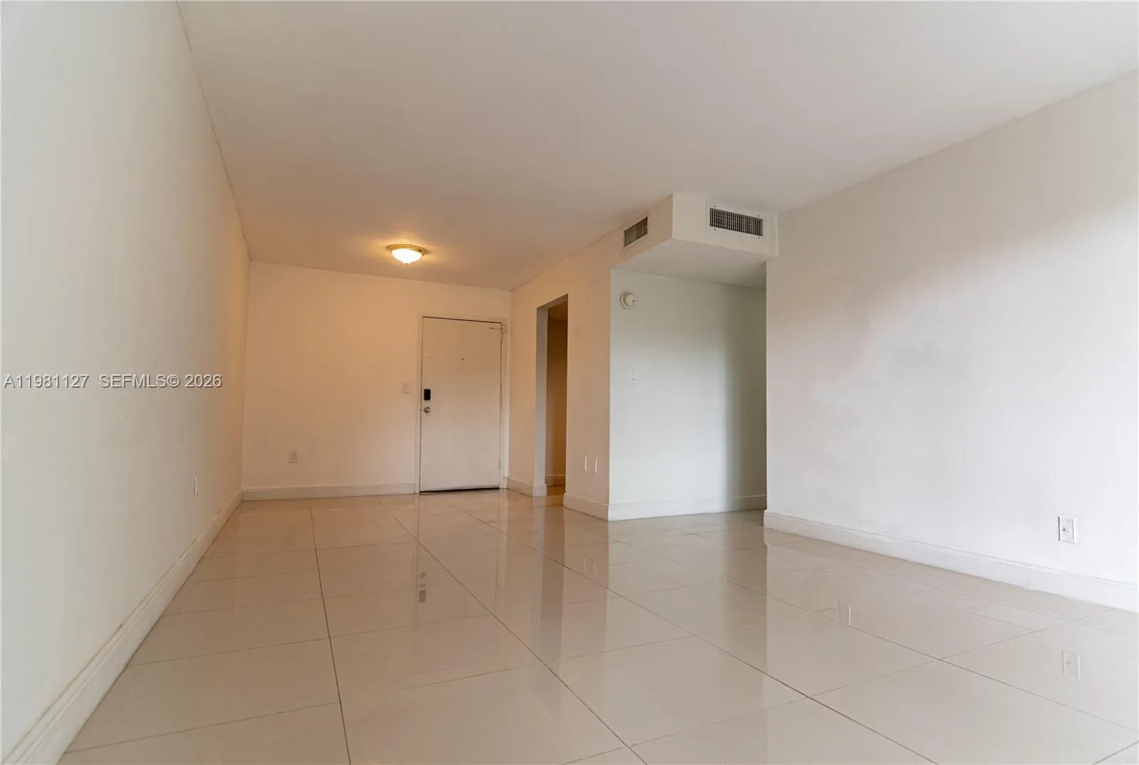 4800 Nw 79th Ave 206, Doral, Florida 33166, Doral, Florida 33166, 1 Bedroom Bedrooms, ,1 BathroomBathrooms,Residential Lease,For Rent,4800 Nw 79th Ave 206, Doral, Florida 33166,A11981127