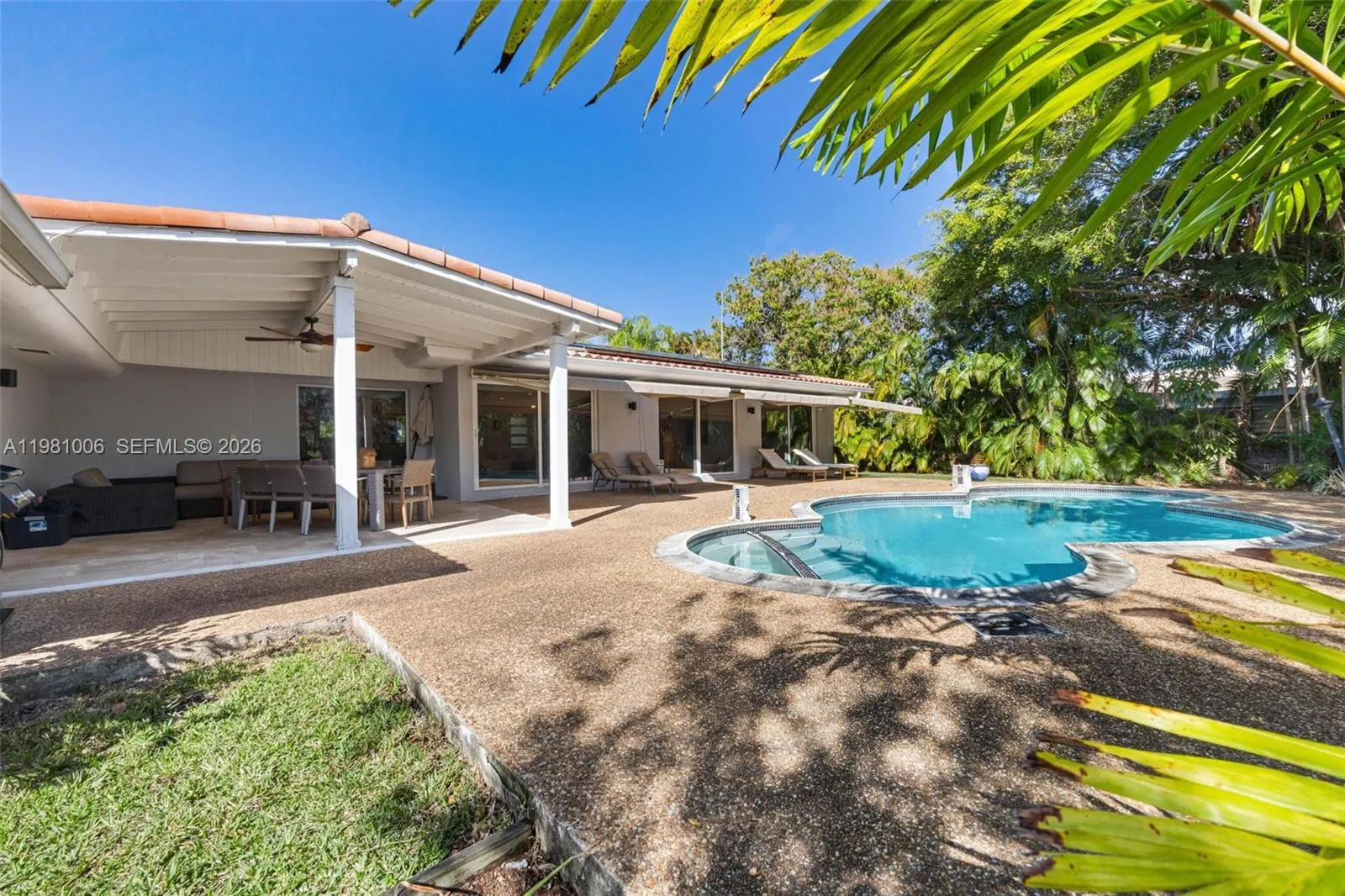 1014 Jefferson St, Hollywood, Florida 33019, Hollywood, Florida 33019, 4 Bedrooms Bedrooms, ,4 BathroomsBathrooms,Residential,For Sale,1014 Jefferson St, Hollywood, Florida 33019,A11981006