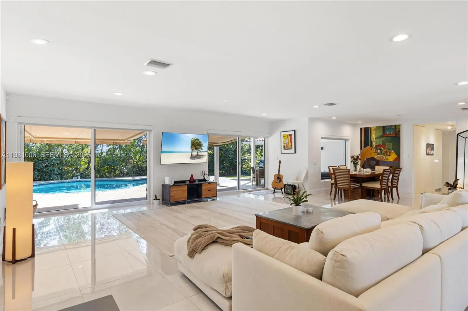 1014 Jefferson St, Hollywood, Florida 33019, Hollywood, Florida 33019, 4 Bedrooms Bedrooms, ,4 BathroomsBathrooms,Residential,For Sale,1014 Jefferson St, Hollywood, Florida 33019,A11981006